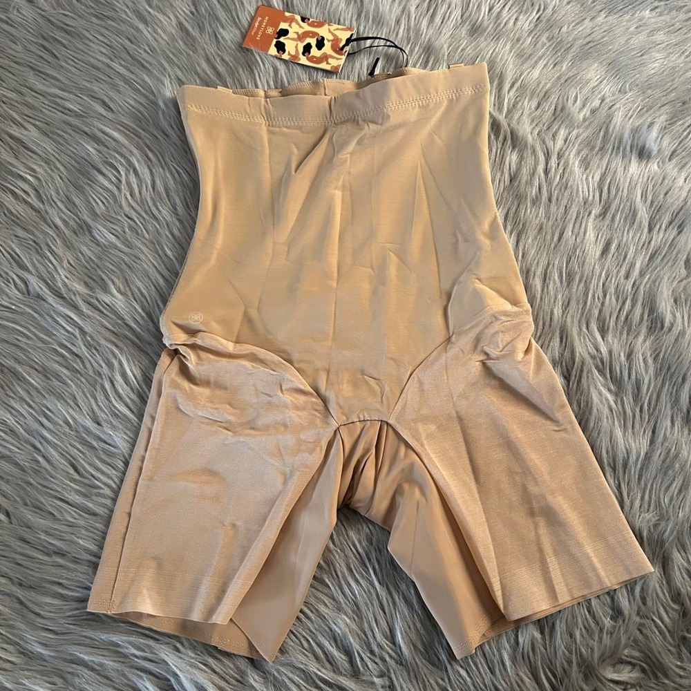 HoneyLove SuperPower Short All‎ Over Sculpt Womens Size Medium Sand Shapewear